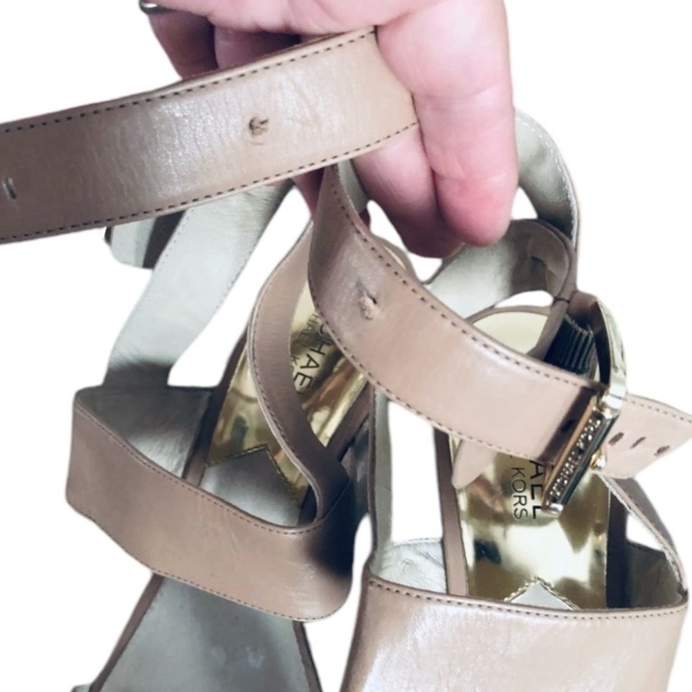 Micheal Kors size 10 nude leather platform wedge heels ankle strap - Picture 3 of 8